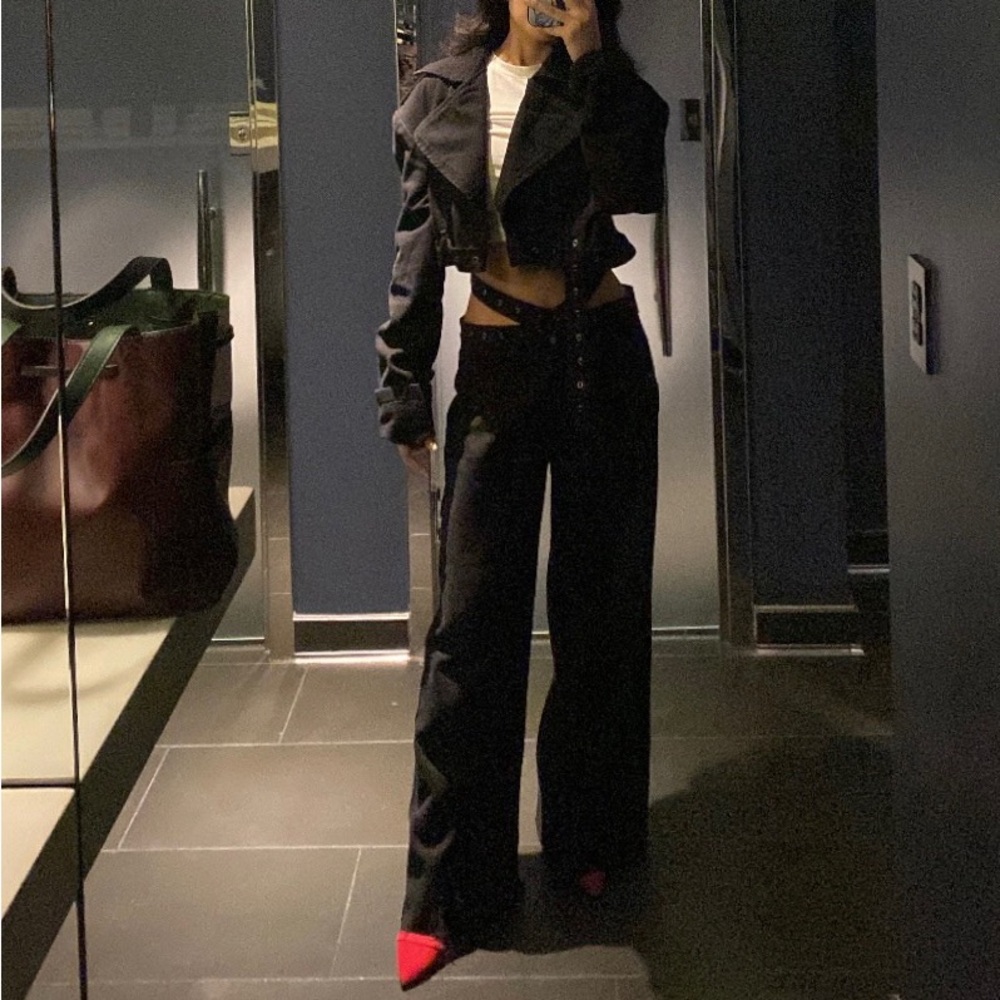 Prettylittlething - image 2